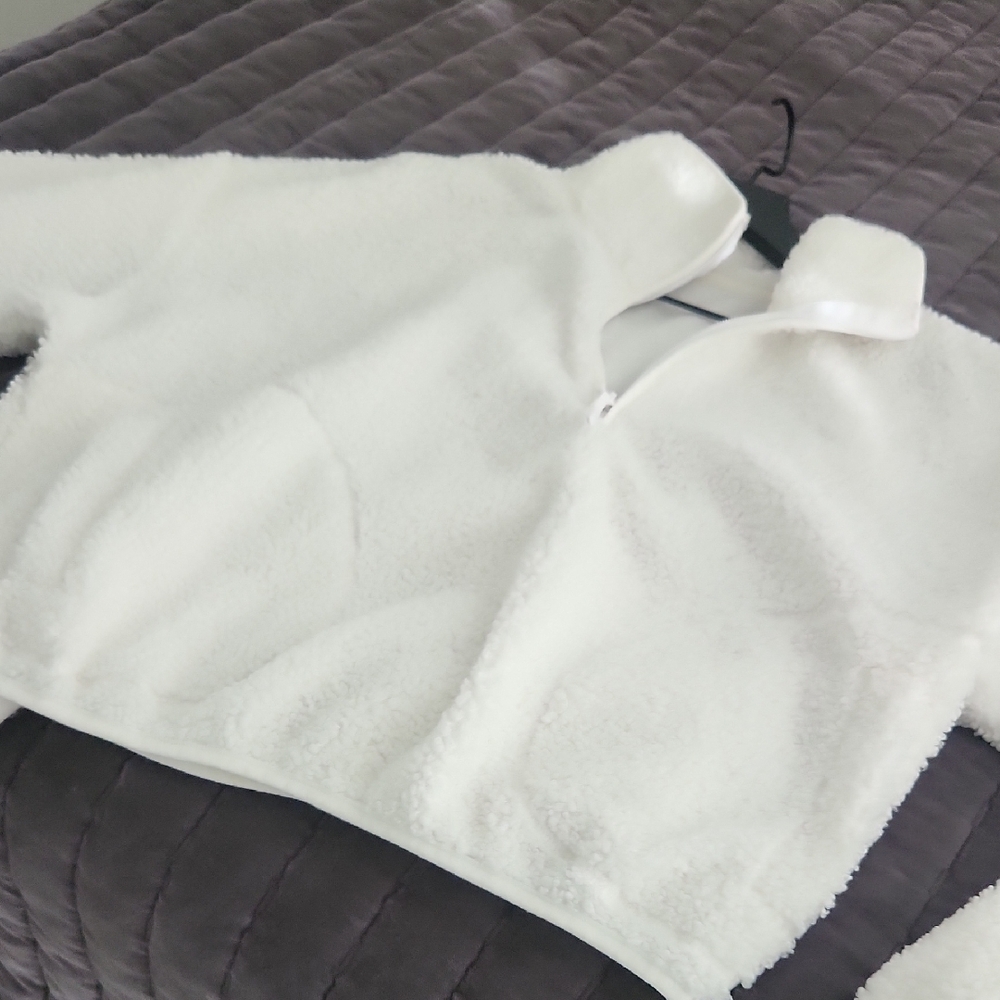 Old Navy White Teddy Jacket - Picture 4 of 5